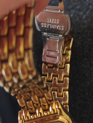 Reloj Cheetah Dorado Mujer