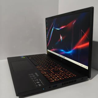 Acer Nitro V15 RTX 4050 i7-13620H