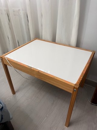 Mesa de luz Ikea hack