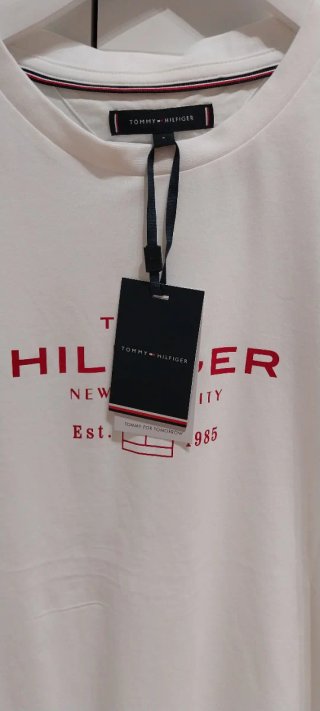 Camiseta Tommy Hilfiger Blanca