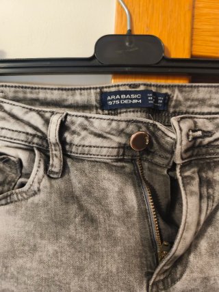 Pantalón vaquero Zara Basic Denim gris
