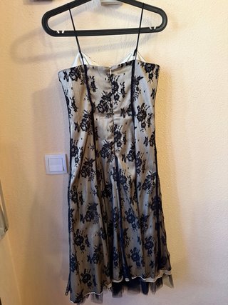 Vestido de fiesta encaje beige y negro