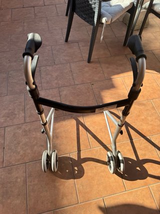 Andador con ruedas