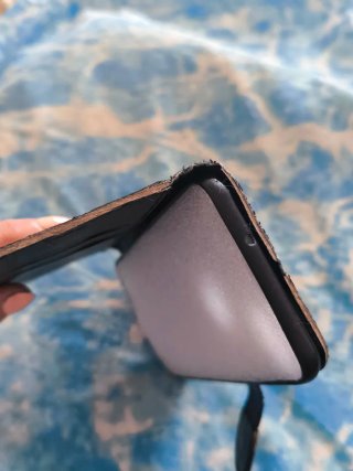 Custodia telefono nera a portafoglio similpelle