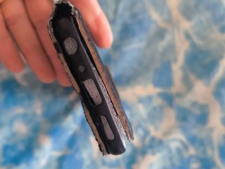 Custodia telefono nera a portafoglio similpelle