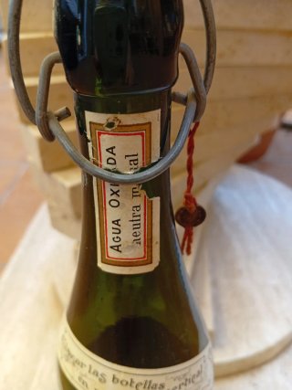 Botella antigua tapón cerámica