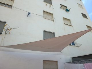 Toldo Vela Triangular crema