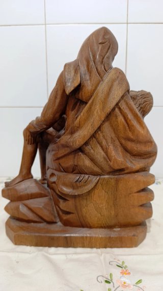 Escultura La Piedad Madera Noble 32cm Salazar