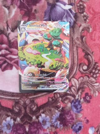 Carta Pokémon Snorlax VMAX Gigantamax 340 HP