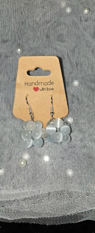 Pendientes hechos a mano con perlas