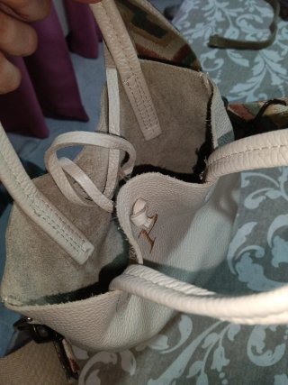 Bolso polipiel crema con asa étnica