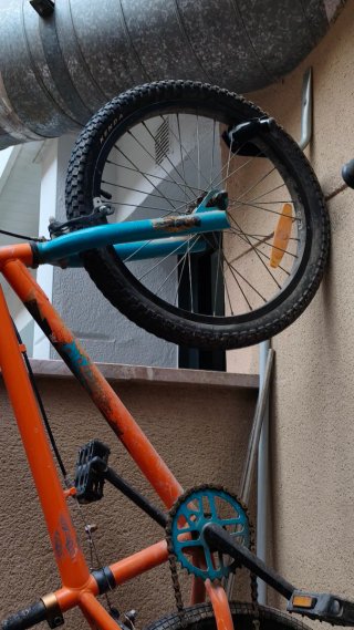 Bicicleta BMX naranja