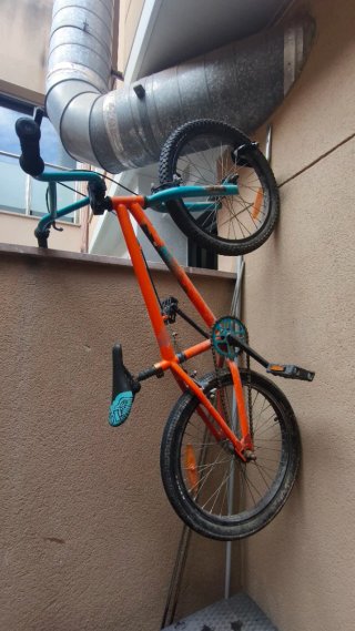 Bicicleta BMX naranja