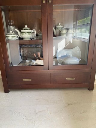 Conjunto Muebles Salón: Vitrina y Mesa TV