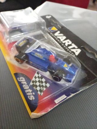 Blíster con Coche de juguete marca Varta