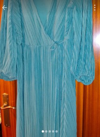 Vestido H&M verde plisado