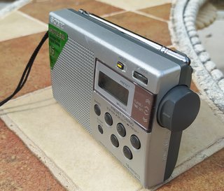 Radio Sony ICF-M260 Shuttle Dial