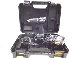 E1198376-0 ATORNILLADOR A BATERIA DEWALT DCD86M MC
