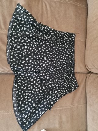Falda corta estampada floral
