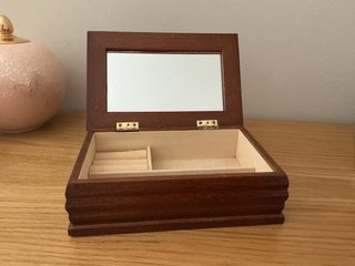 Joyero Vintage Madera Incrustaciones Flores