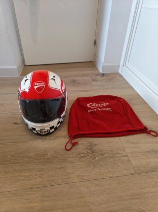 Casco Ducati Arai
