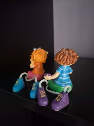 Figuras infantiles cerámica niño y niña
