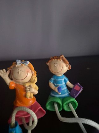 Figuras infantiles cerámica niño y niña