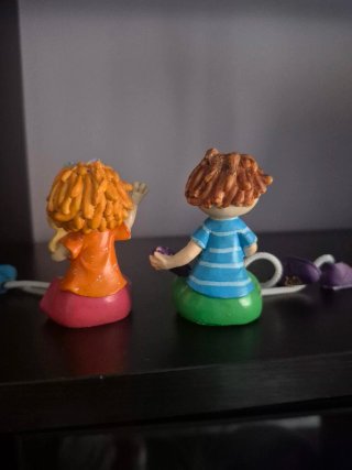 Figuras infantiles cerámica niño y niña