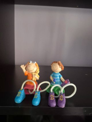 Figuras infantiles cerámica niño y niña