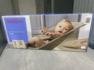 Hamaca BabyBjörn bebé