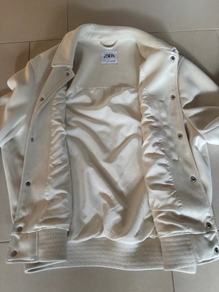 Chaqueta Zara Beige