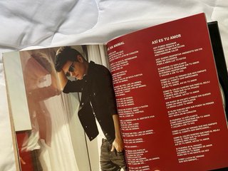 CD Abraham Mateo FIRMADO