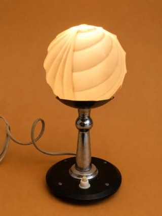 Candeeiro de mesa