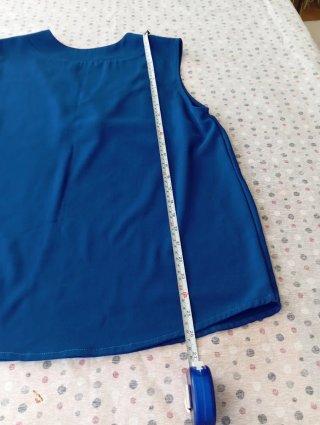 Blusa mujer sin mangas cuello pico azul