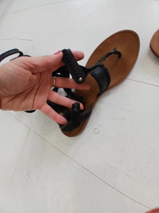 Sandalias romanas Guts&Love piel talla 39.