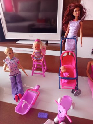 Lote Muñecas Barbie y Accesorios