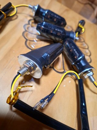 4 Luces LED Intermitentes Moto Universales