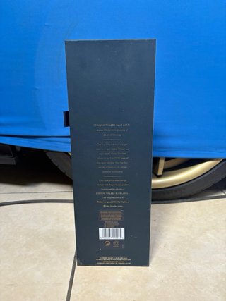Bottiglia Johnnie Walker Blue Label con custodia