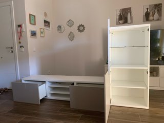 Mueble salón bicolor vitrina y cajones