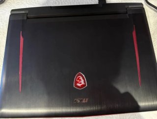 MSI GT75 TITAN 8RG Gaming Laptop