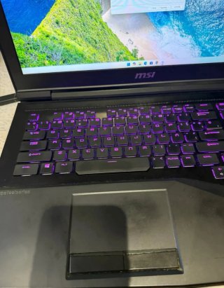 MSI GT75 TITAN 8RG Gaming Laptop