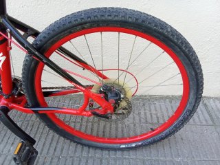 Bicicleta Specialized Hardrock Sport. 26 pulgadas.