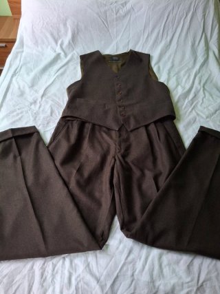 Conjunto pantalón y chaleco hombre massimo dutti.