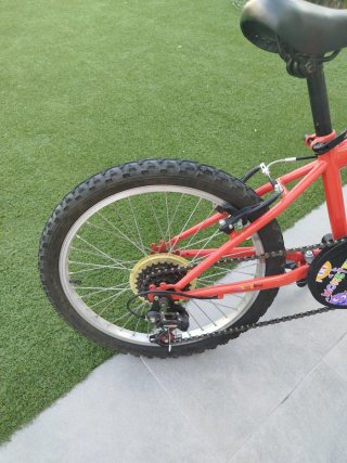 Bicicleta infantil roja 20 pulgadas