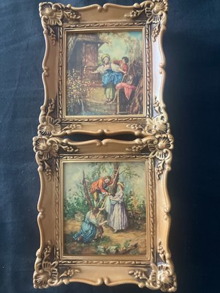 Pareja de cuadros decorativos dorados