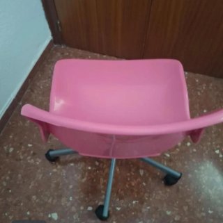 Silla giratoria Ikea rosa