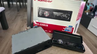 Autorradio Pioneer y Vietta