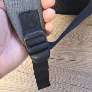 Mochila Mazda gris para portátil