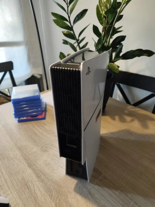 Ps5 Slim 1TB CD + 2 Mandos Magnéticos