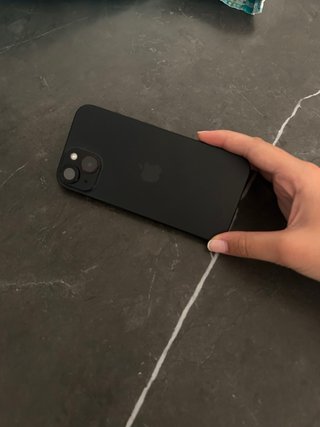 iPhone 15 128GB 96% Batería